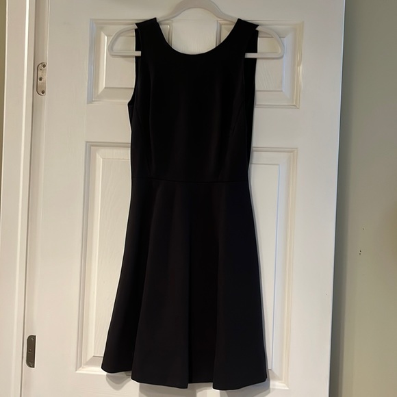 Kate Spade cocktail dress Black size 4. - Picture 2 of 5
